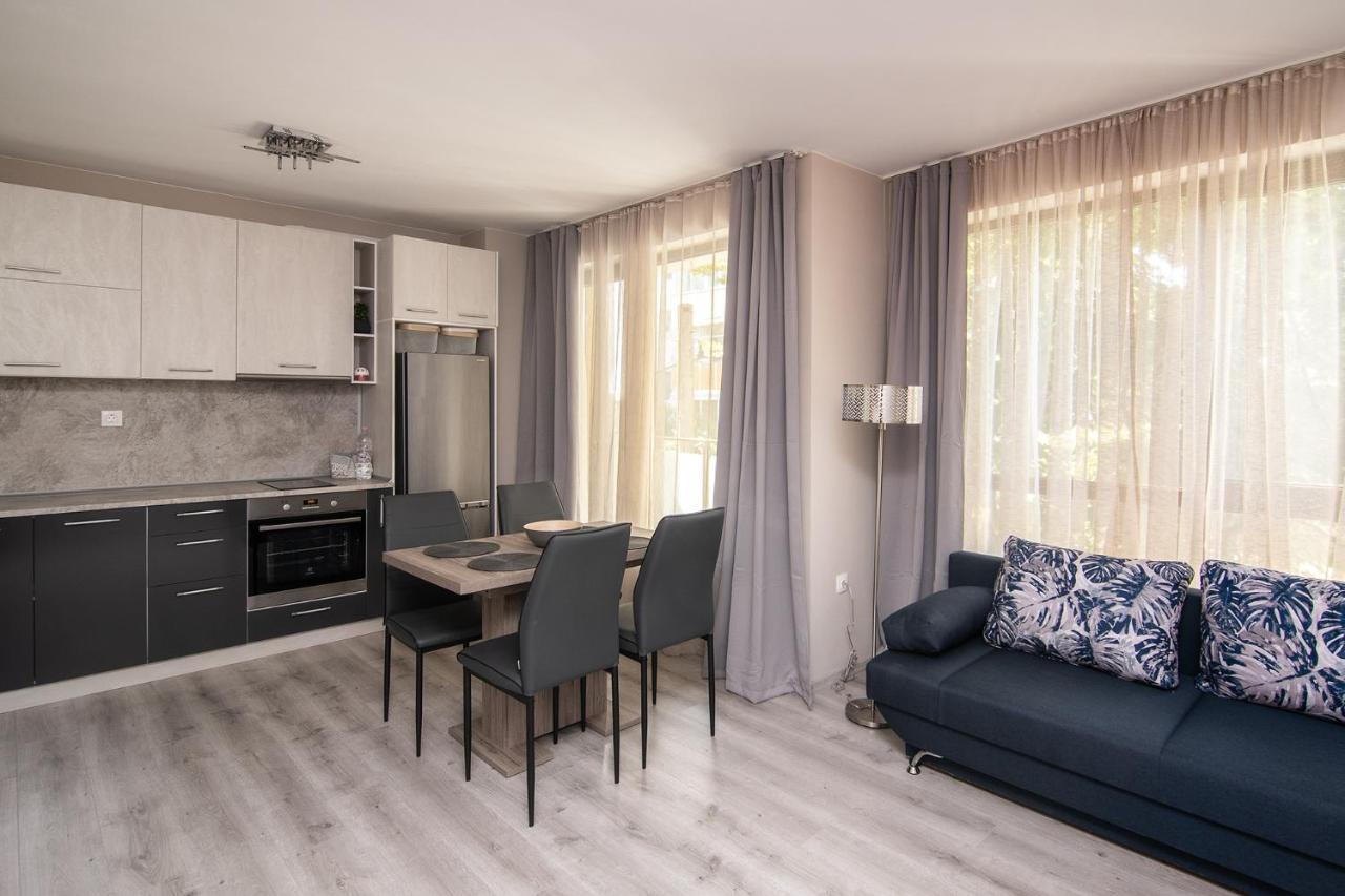 Апартамент Cozy Flats Nearby Center Free Park Area *