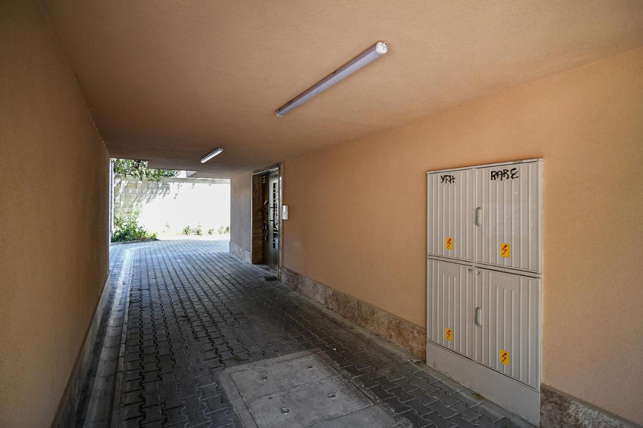 Cozy Flats Nearby Center Free Park Area Appartamento